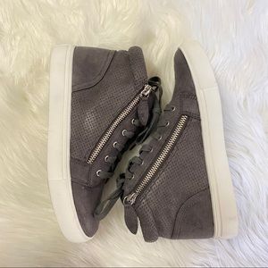 amal high top sneaker
